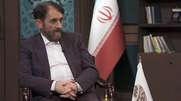 رهبر انقلاب در حمایت از دولت‌ها، هیچ تفاوتی قائل نیستند!