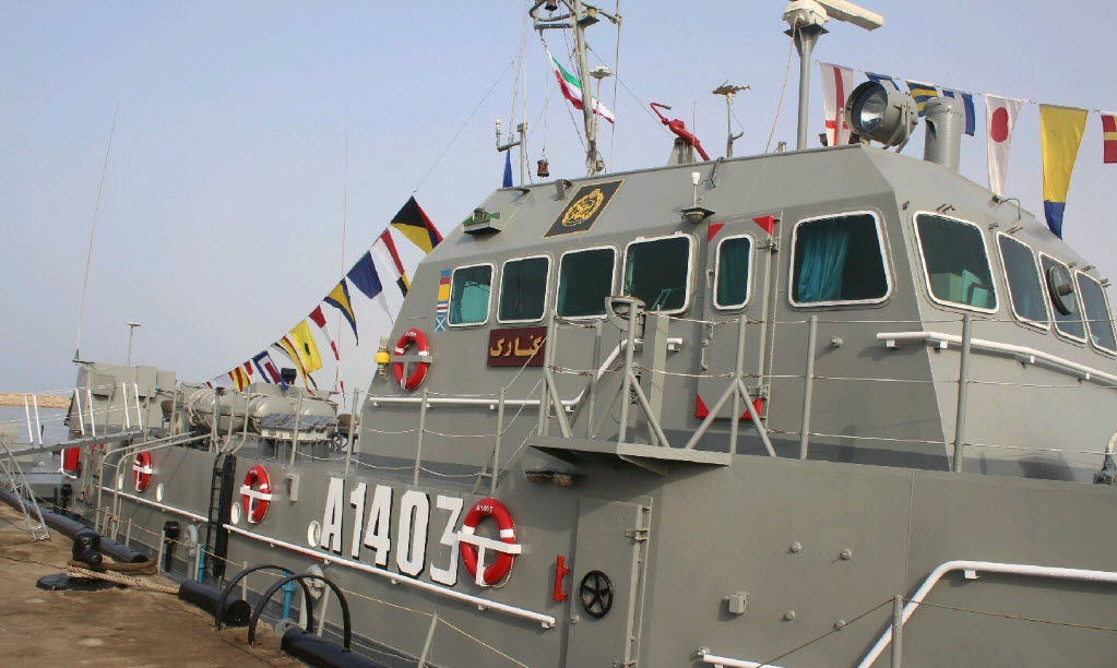 انتشار پوستری معنادار پس از حادثه ناوچه کنارک