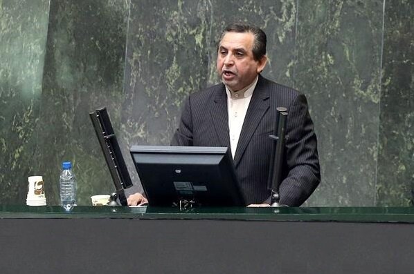 حقابه کشاورزان خوزستانی را بدهید تا مرحمی بر زخم آنان باشد