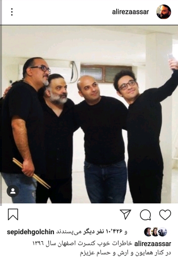 تصویر جالبی که آقای بازیگر برای قدردانی از کادر درمان منتشر کرد؛ عکسی قدیمی از بازیگر خندهبازار در کنار مادرش تصویر جالبی که آقای بازیگر برای قدردانی از کادر درمان منتشر کرد؛ عکسی قدیمی از بازیگر خندهبازار در کنار مادرش