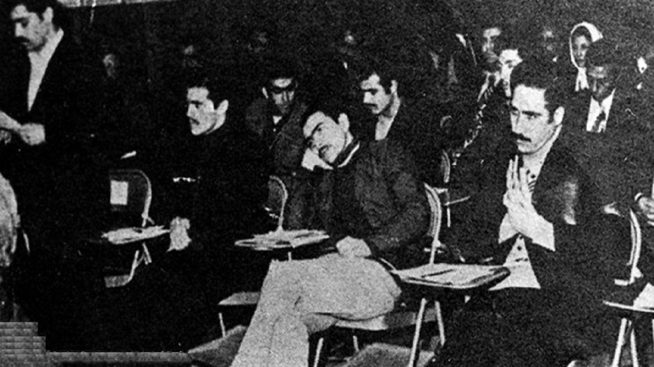 مسعود رجوی چگونه از اعدام، جان سالم به در برد؟