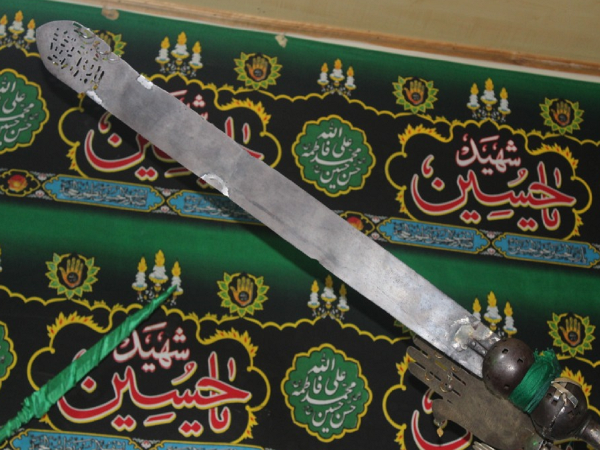 کرونا آئین ۹۰۰ ساله حمل علم را لغو کرد