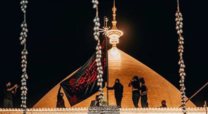 تصاویری از تعویض پرچم بارگاه مطهر حضرت امیرالمومنین (ع)