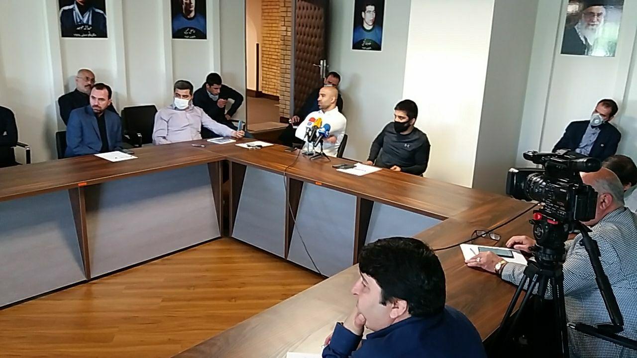 دبیر: دیکتاتور نیستم/ در فدراسیون کشتی با کسی تعارف ندارم