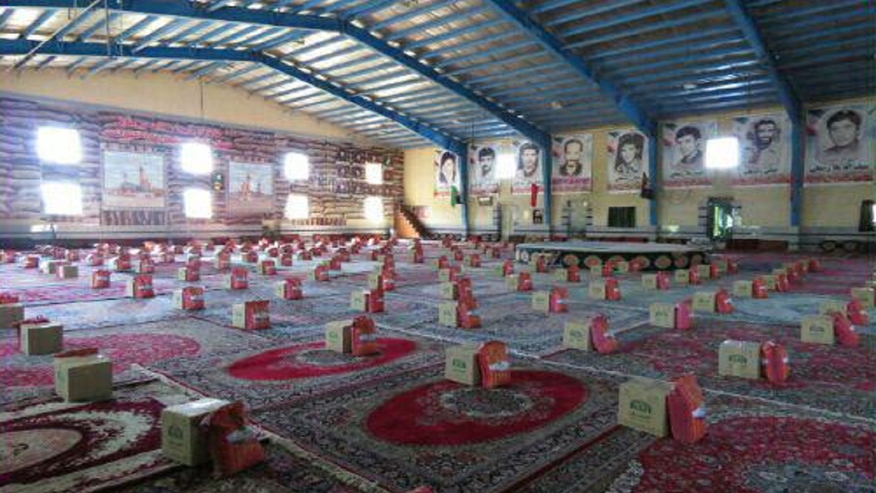 ۱۷۰ بسته معیشتی در روستای آقابابا توزیع می‌شود