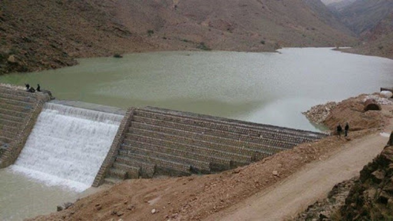 انجام مطالعات احداث بند خاکی فدشک