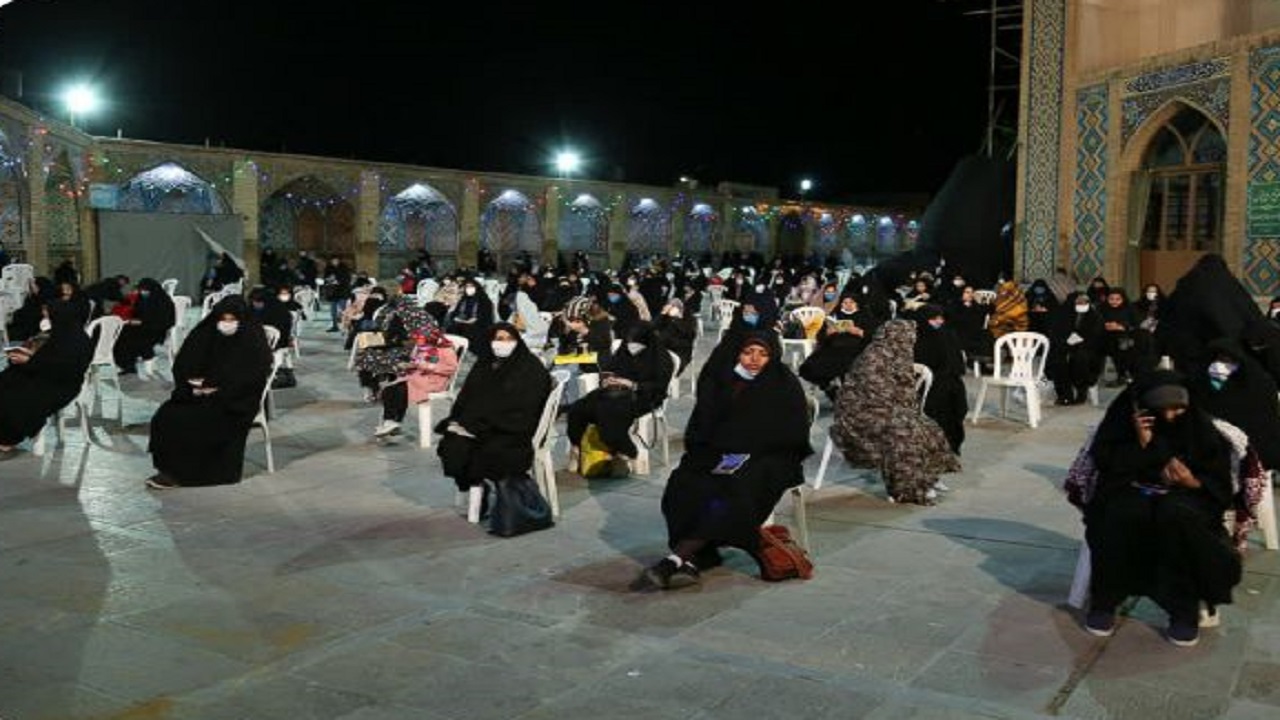 طنین نوای «الهی العفو» در اولین شب قدر در استان قزوین