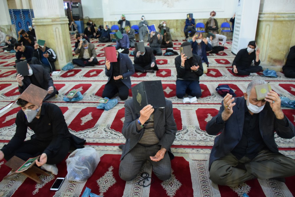 بیداری شب های قدر در حراست از دین یک ارزش است