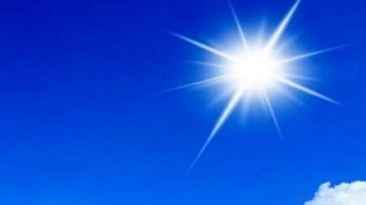 آسمان استان قزوین صاف و آفتابی است