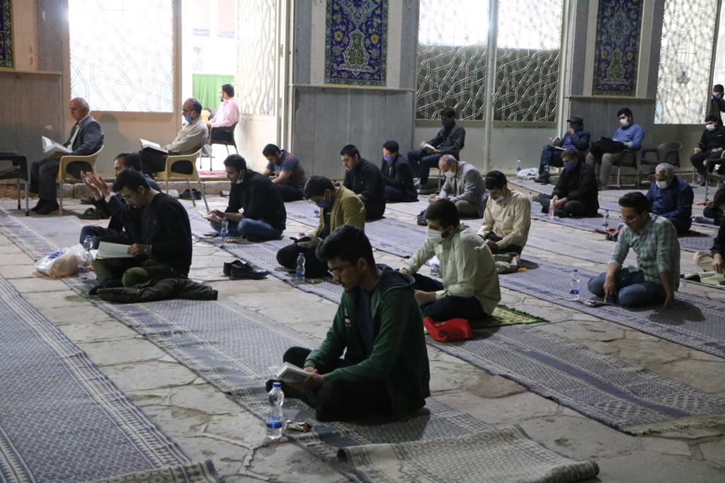 برگزاری اولین مراسم شب قدر در ۲۷۰ مسجد کرمان