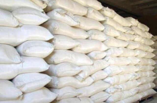 کشف بیش از ۱۶ تُن آرد قاچاق در مراغه