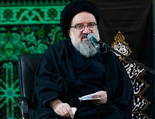 شب قدر در جوار قبور مطهر شهدا بودن افتخار است
