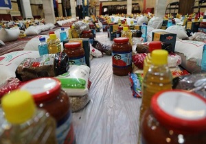 توزیع کمک‌های مومنانه در اندیمشک ادامه دارد