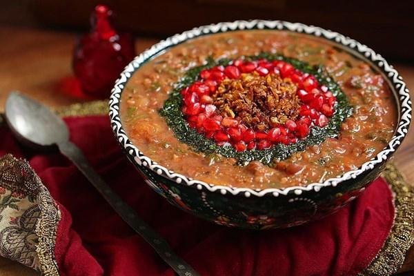 آداب افطار در طهران قدیم/ باز کردن روزه با &laquo;قَنداق&raquo; و &laquo;ترحلوا&raquo;