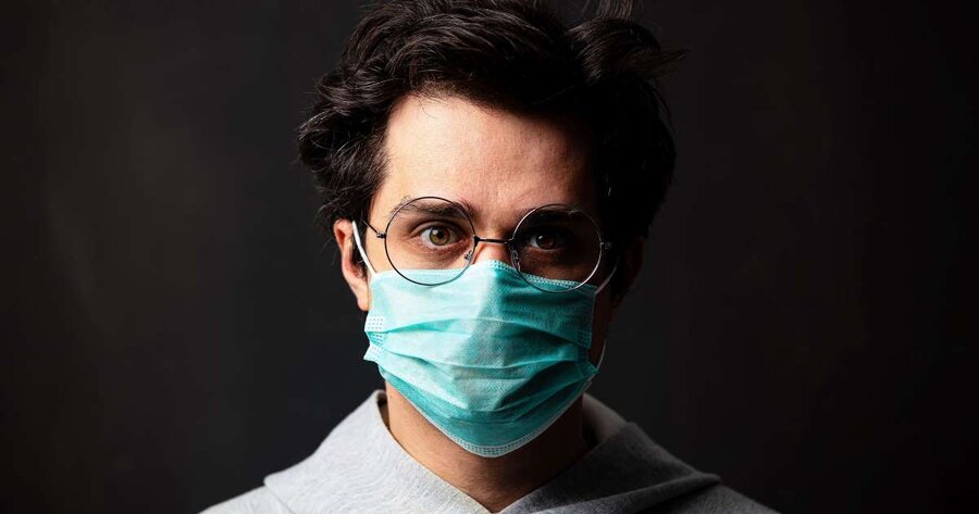 راهکار&zwnj;هایی برای جلوگیری از بخار شیشه عینک هنگام استفاده از ماسک