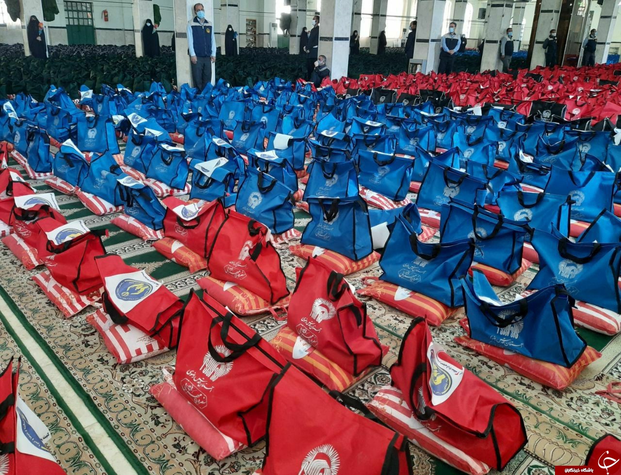 توزیع ۷۵۰۰بسته حمایتی در قالب سفره مهربانی در بین نیازمندان توزیع ۷۵۰۰بسته حمایتی در قالب سفره مهربانی در بین نیازمندان