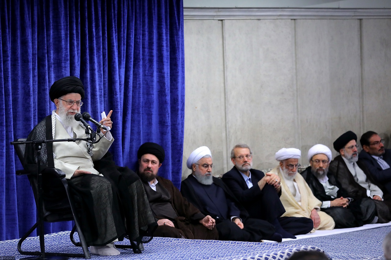 توصیه رهبر معظم انقلاب به مسئولان برای خواندن دعای بیستم صحیفه سجادیه