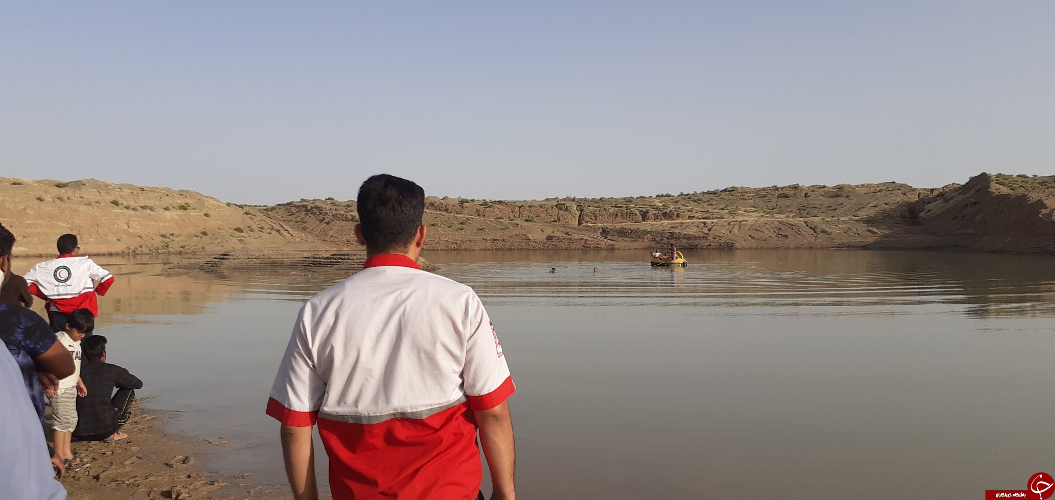 جسد نوجوان غرق شده رضا آبادی پس از ۱۴ ساعت پیدا شد