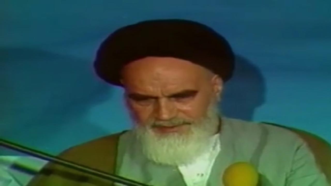 سخنان امام خمینی(ره) درباره اهمیت شب‌های قدر + فیلم