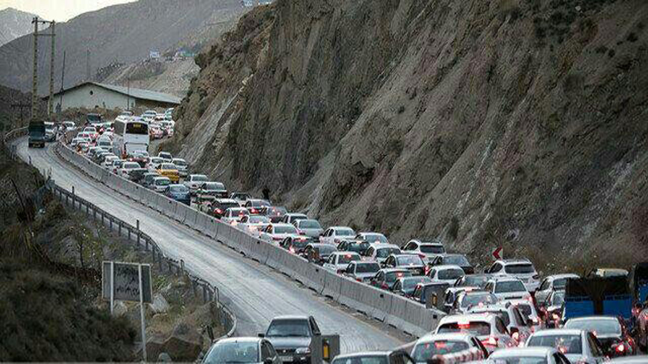 ممنوعیت ورود خودرو‌ها از محور‌های هراز و کندوان به مازندران