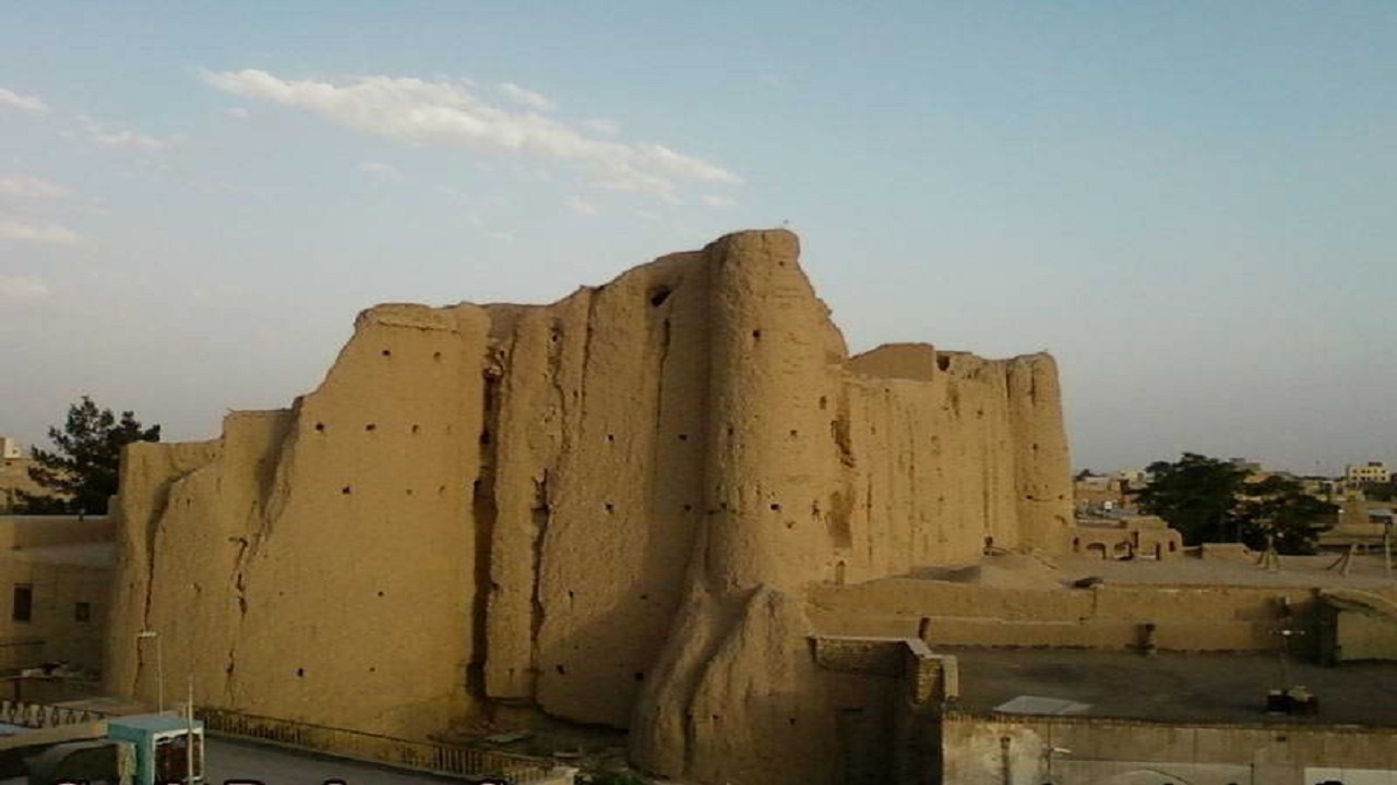قلعه تاریخی پاچنار سمنان احیا می‌شود