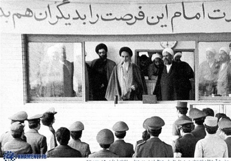 چرا امام خمینی (ره) از قم به جماران رفت؟