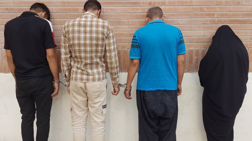باند سرقت موبایل در بم متلاشی شد