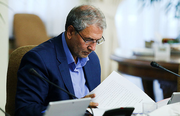 مشارکت «نصف به اضافه یک» در مبارزه با کرونا جواب نمی‌دهد