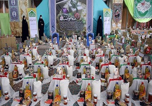 ۳ هزار بسته معیشتی در بین اقشار آسیب دیده از کرونا در قم توزیع  شد