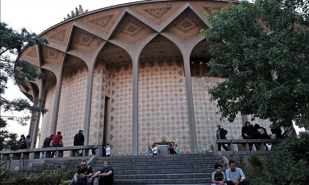 قدیمی ترین تماشاخانه های تهران| از ساخت هتل 400 اتاقه تا نبض کُند تئاتر