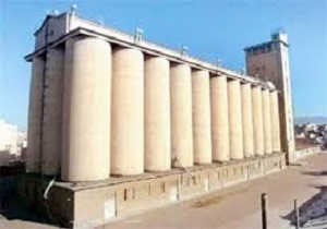 پیش بینی تولید ۸۷۰ هزار تن گندم در مزارع استان کرمانشاه