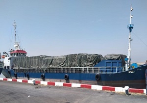 نخستین شناور حامل کالا‌های تجاری در بندر شادگان پهلو گرفت