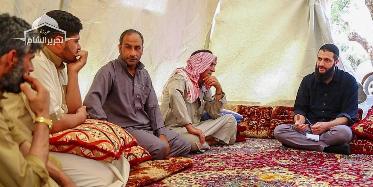 جولان دادن سرکرده تروریست تحریرالشام در اردوگاه&zwnj;های ادلب + تصاویر