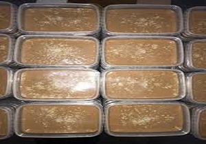 سالانه ۱۵۰ تن انواع حلوا ارده در بروجرد تولید می شود