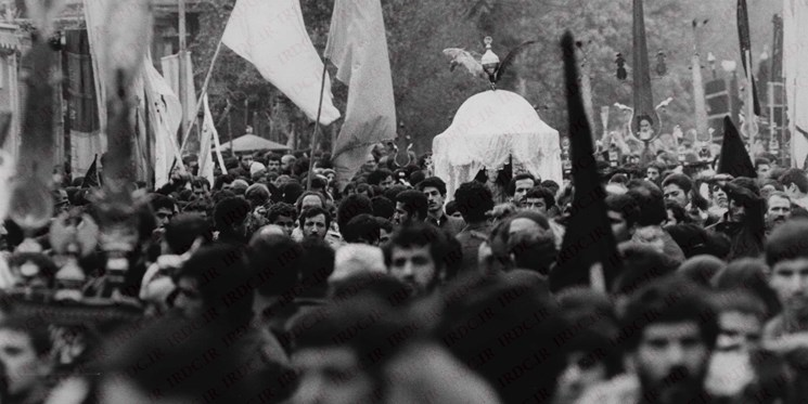 ناگفته هایی از ماجرای شلیک به مردم در شب قدر سال ۵۷ + عکس