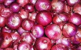 خرید توافقی ۷۰تن پیاز از جنوب کرمان و توزیع در آذربایجان شرقی