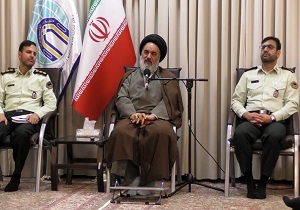 جوانان و نوجوانان نقطه هدف دشمن در جنگ نرم هستند