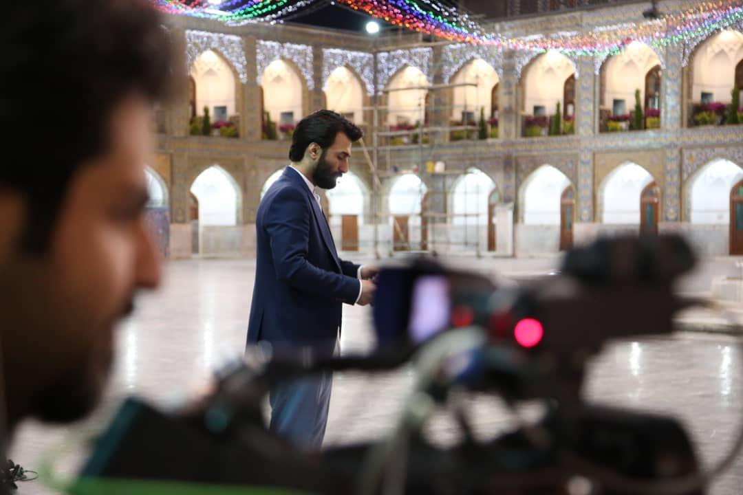 سحرگاهی متفاوت در کنار ضریح امام رضا(ع)/ لوکیشن برنامه&zwnj;ای که حال مردم را خوب می کند