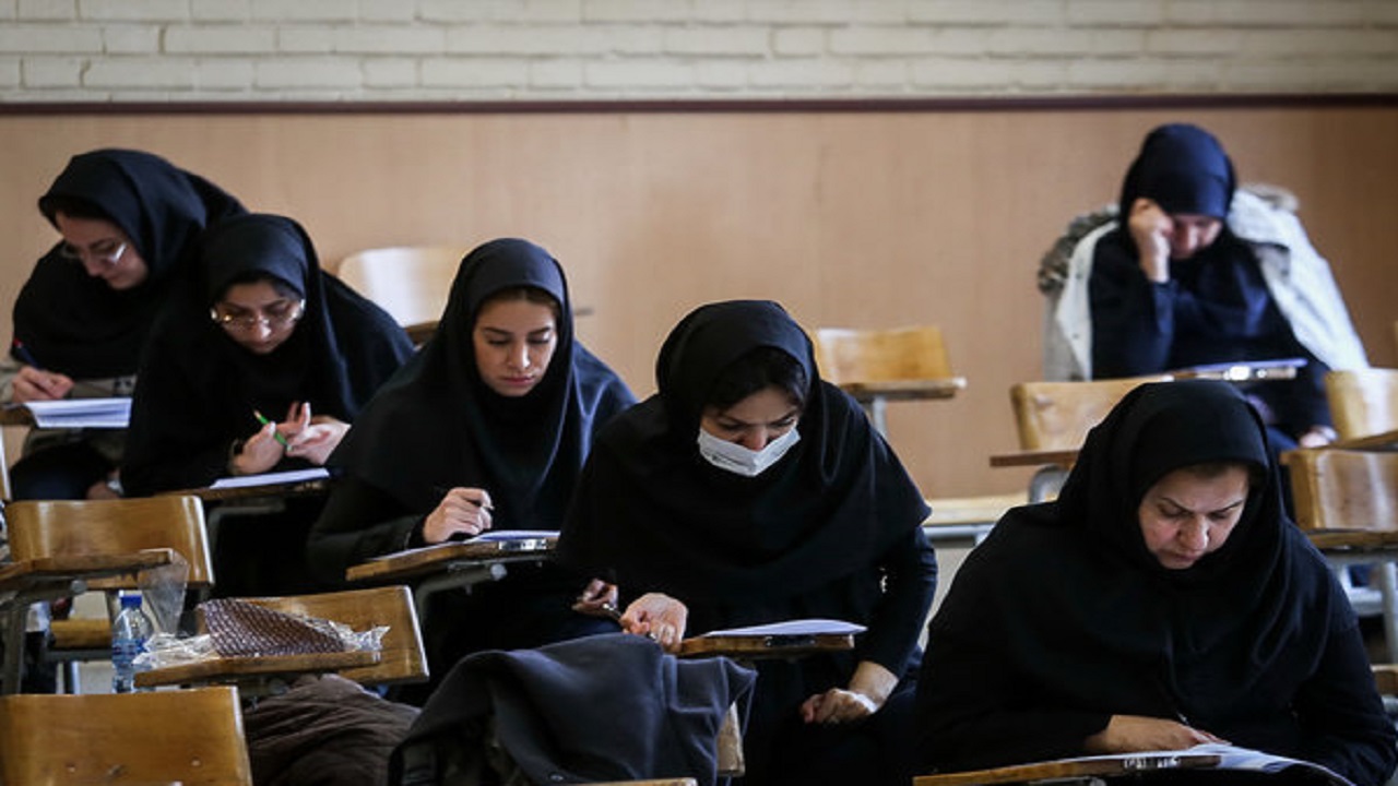 پای کرونا به چهارخانه آزمون‌ها باز شد/ تجربه کنکور دادن با ماسک!