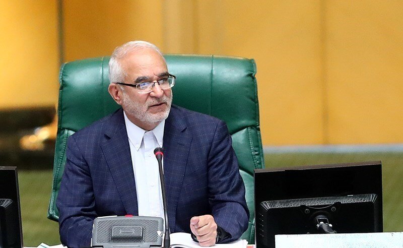 انتقاد نایب رئیس مجلس از حداقل حقوق کارگران در سال ۹۹