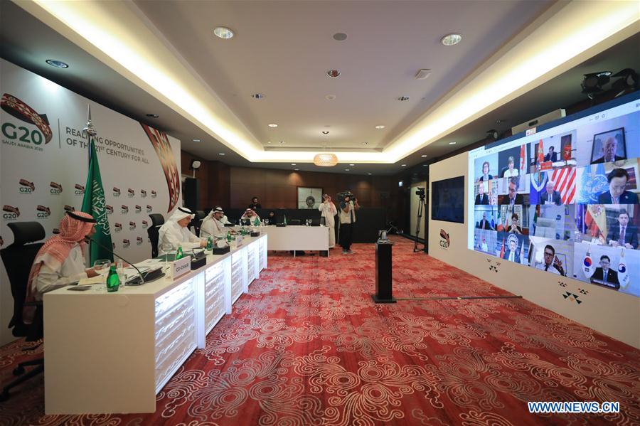 تصاویر روز: از ورود ارتش مراکش برای مقابله با کرونا تا بازار صنعا در آستانه ماه رمضان