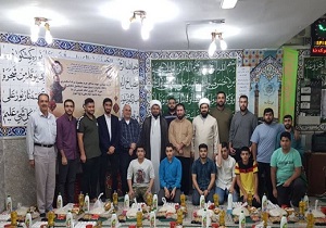 اهدا ۱۵۰ بسته غذایی به نیازمندان اهواز در قالب کمک‌های مومنانه