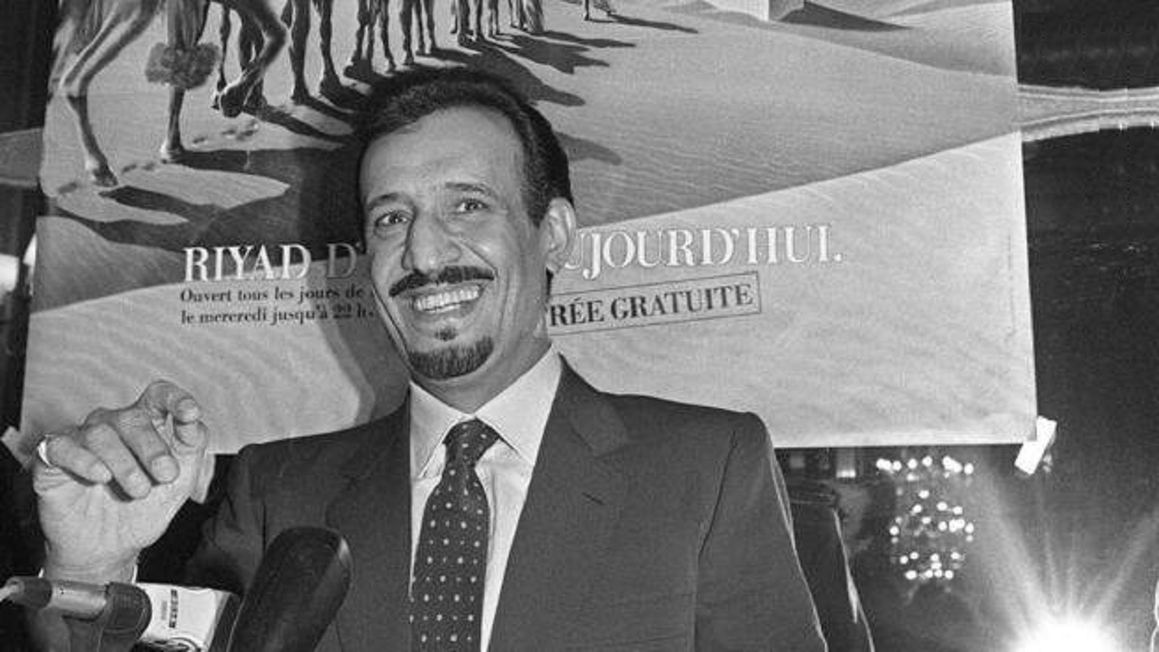 روایت معلم انگلیسی از سبک زندگی خانواده ملک سلمان/ مادر بن سلمان به من گفت تو یک جنتلمن واقعی هستی/ ملک سلمان با همسر اولش در کاخ سفید زندگی می&zwnj;کند + تصاویر