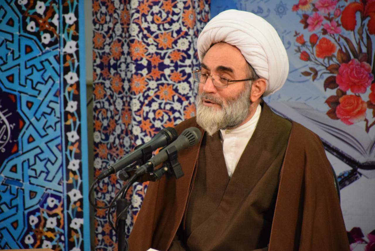 خروج از قید بندگی موجب عذاب الهی می‌شود
