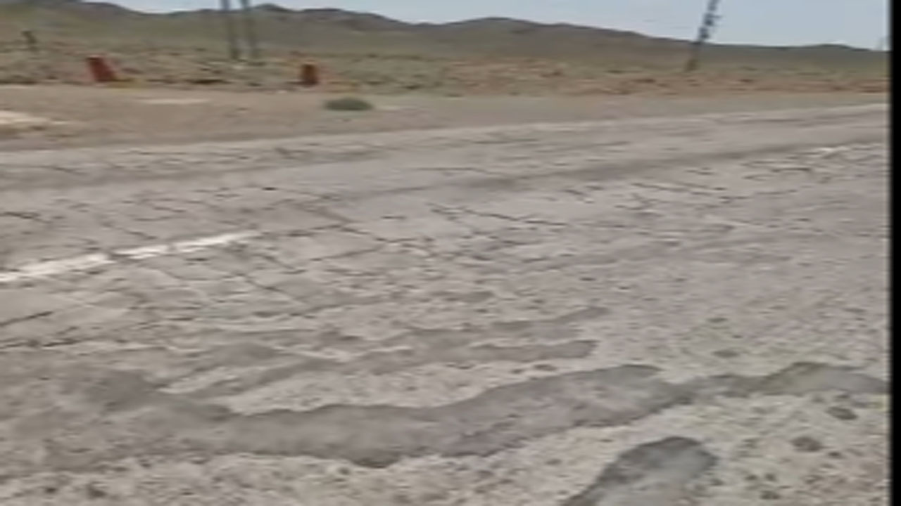 وضع نامناسب جاده در محور بردسکن به سبزوار + فیلم