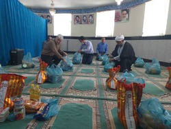 مساعدت ۱۴۰میلیون ریالی جهاد کشاورزی نهاوند به آسیب دیدگان از کرونا