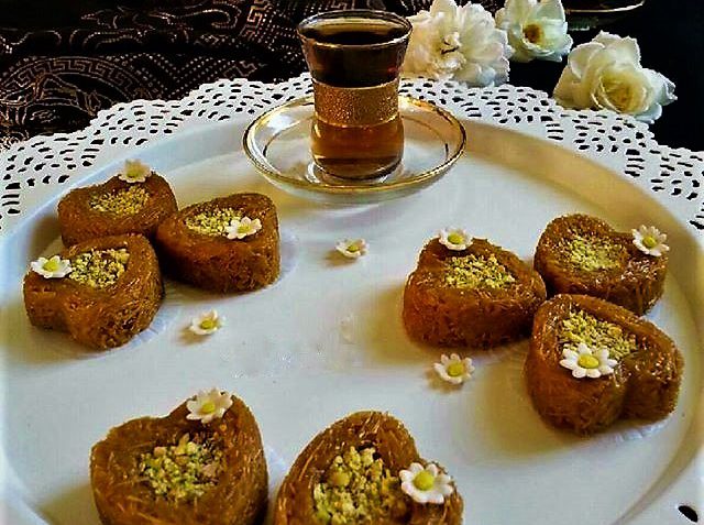 آموزش آشپزی؛ از خورش تخم مرغ و کتلت ماهی تا فوت و فن پخت کله پاچه + تصاویر