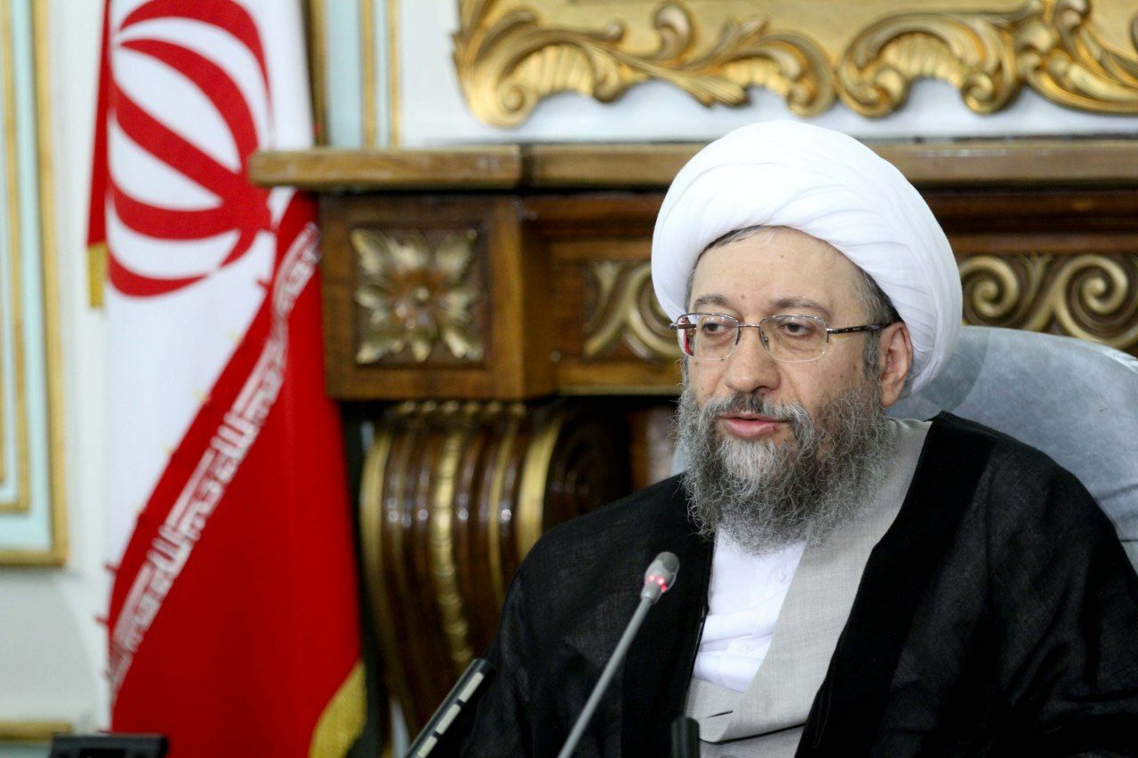 همه اجزای نظام کمک کنند تا از مشکلات عبور کنیم