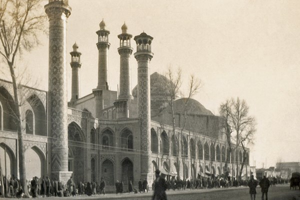 آداب و رسوم شب بیست&zwnj;و&zwnj;هفتم در طهران قدیم/از بخت گشایی تا دوخت پیراهن مراد با پول گدایی