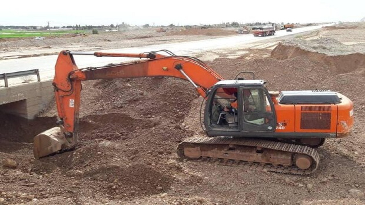 جاده‌های استان سمنان مرمت شدند